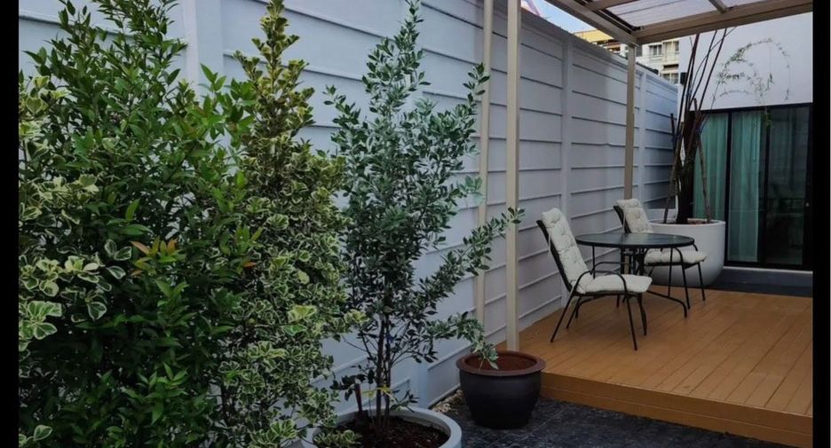 For rent 4 bedrooms house in Suan Luang, Bangkok
