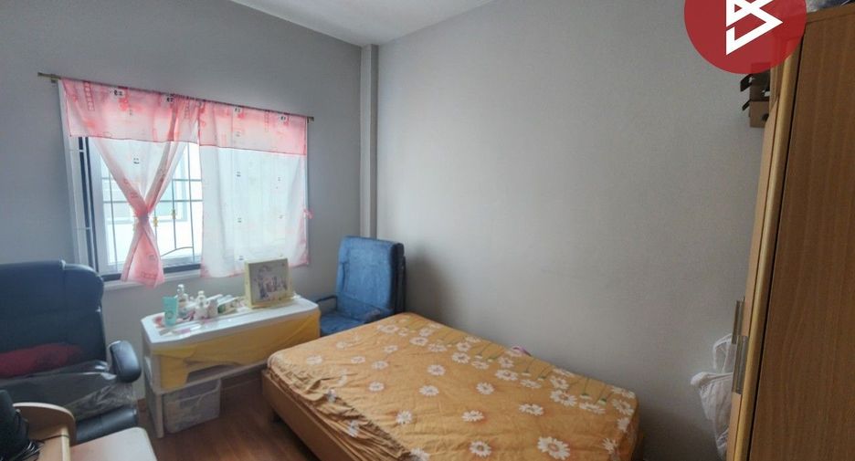 For sale 3 bedrooms townhouse in Mueang Chon Buri, Chonburi