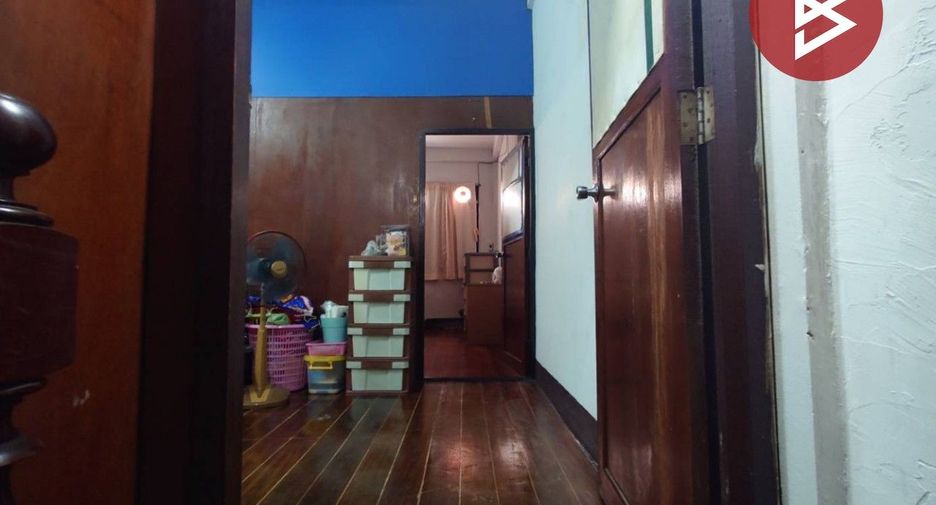 Gewerbefläche zum Kauf mit 2 Zimmer in Khlong San, Bangkok