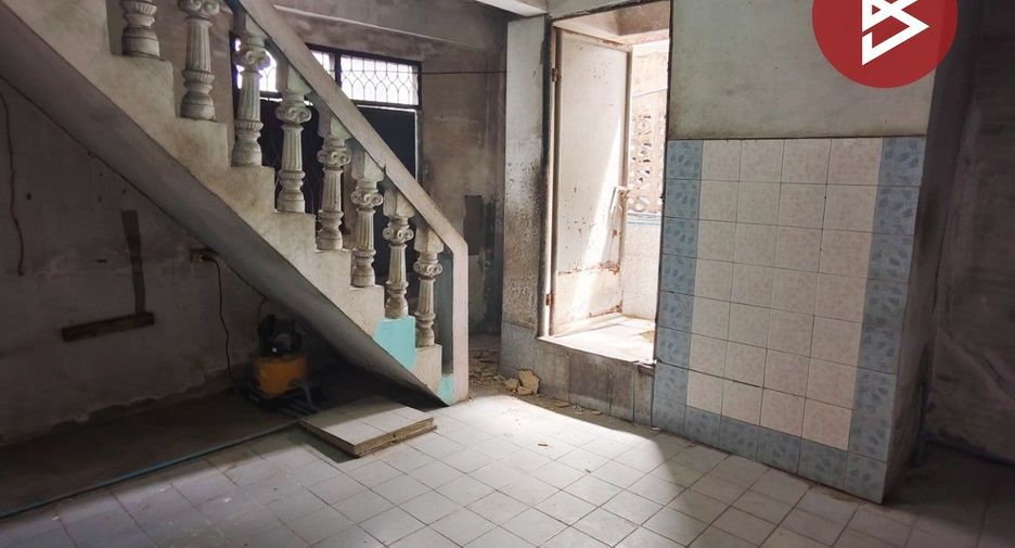 Casa en venta de 5 habitaciones en Mueang Samut Prakan, Samut Prakan