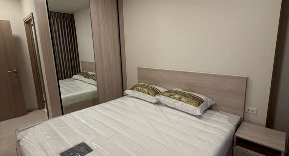 For sale 2 bedrooms condo in Khlong San, Bangkok