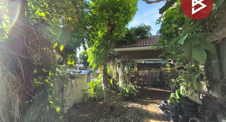 À vendre 3 chambres maison à Ban Bueng, Chonburi