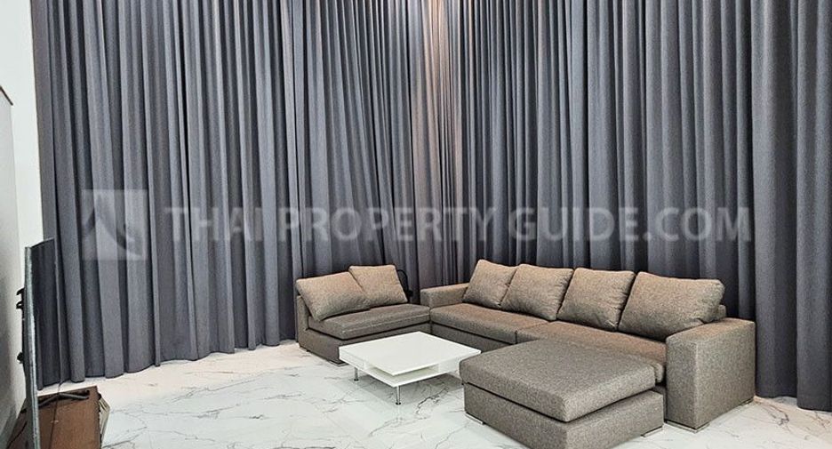 For rent 5 bedrooms house in Pak Kret, Nonthaburi