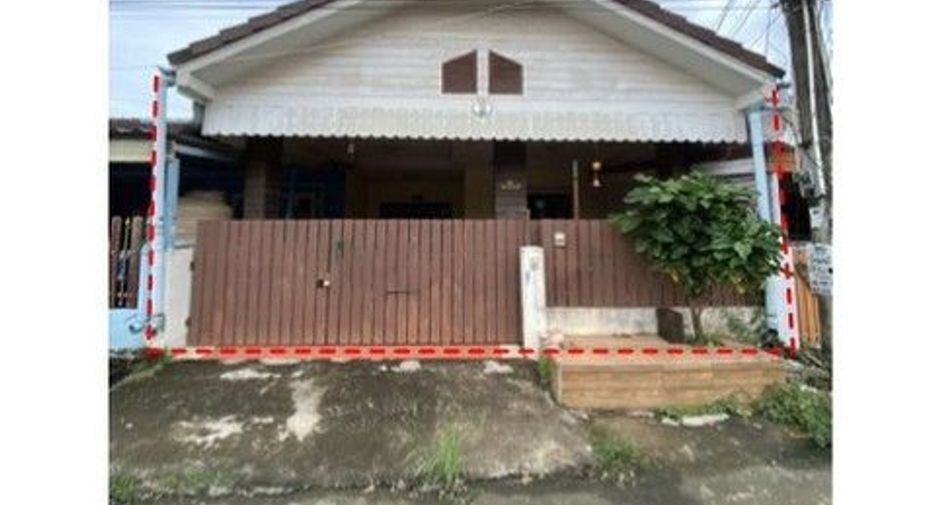 À vendre 1 chambre maison de ville à Ban Khai, Rayong