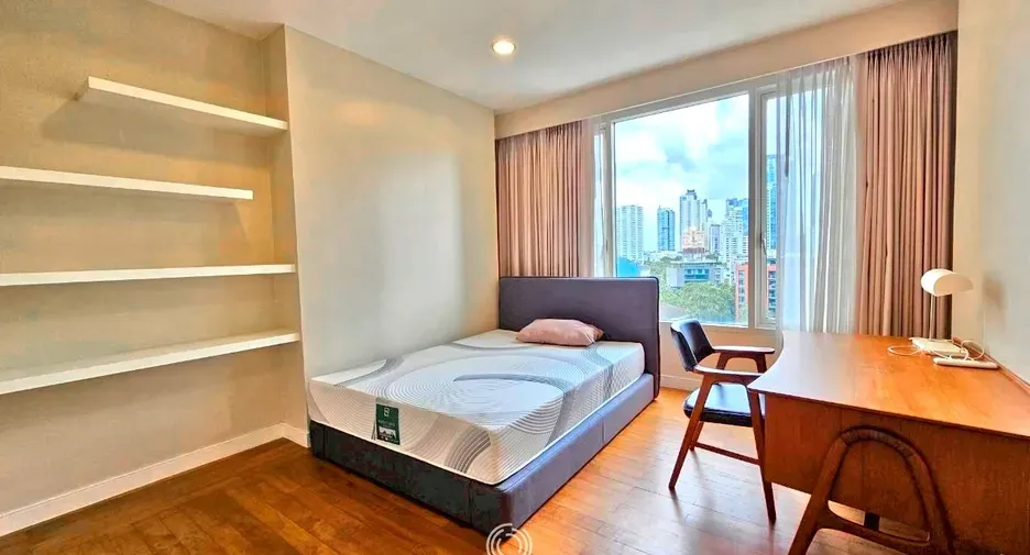 À louer 3 chambres condo à Watthana, Bangkok