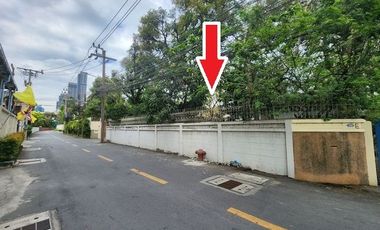 For sale land in Watthana, Bangkok