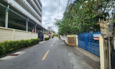 For sale land in Watthana, Bangkok