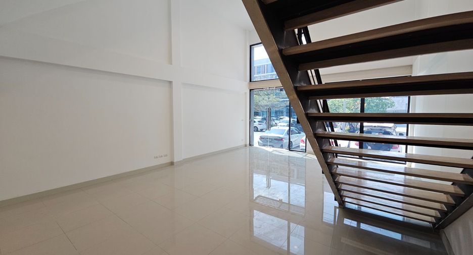 For rent 1 bed townhouse in Bueng Kum, Bangkok