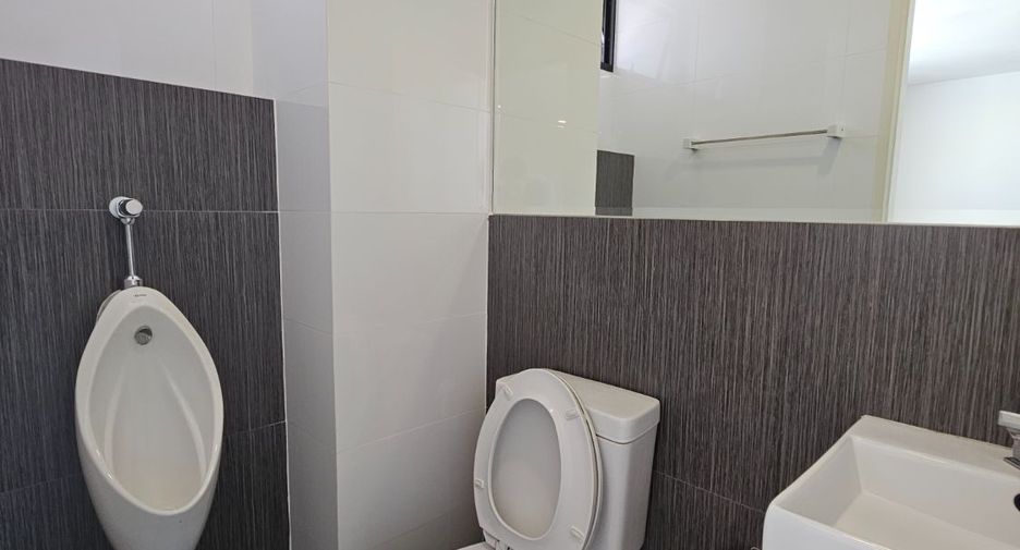 For rent 1 bed townhouse in Bueng Kum, Bangkok