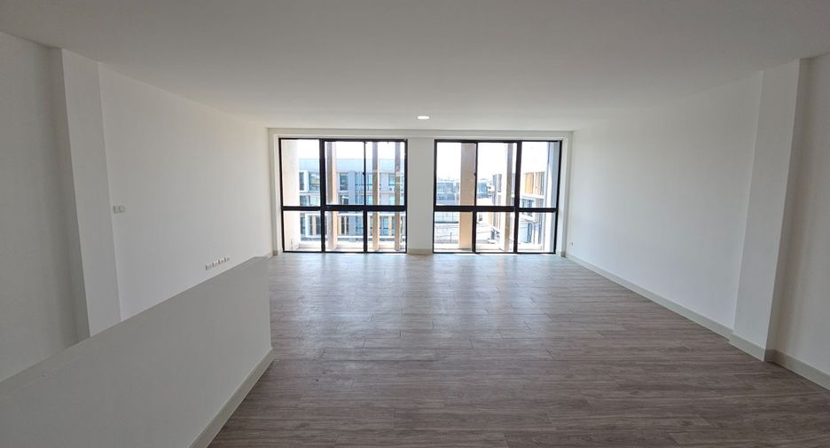 For rent 1 bed townhouse in Bueng Kum, Bangkok