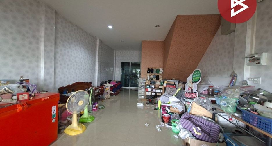 Gewerbefläche zum Kauf mit 2 Zimmer in Mueang Ratchaburi, Ratchaburi