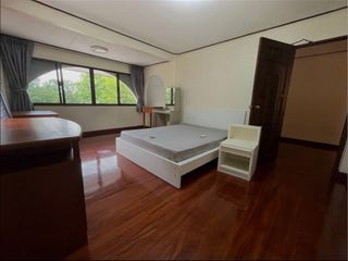 出租 和 出售 5 卧室 公寓 在 Suan Luang, 曼谷