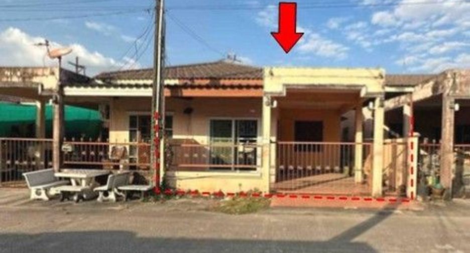 À vendre 1 chambre maison de ville à Ban Khai, Rayong