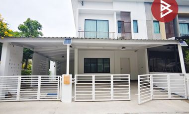 Reihenhaus zum Kauf mit 3 Zimmer in Prawet, Bangkok