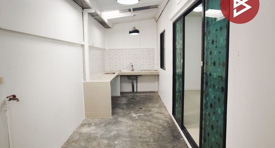 Reihenhaus zum Kauf mit 3 Zimmer in Prawet, Bangkok