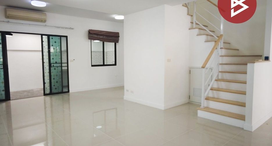 Reihenhaus zum Kauf mit 3 Zimmer in Prawet, Bangkok