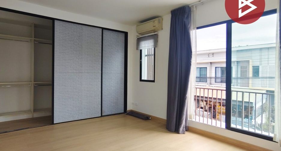 Reihenhaus zum Kauf mit 3 Zimmer in Prawet, Bangkok