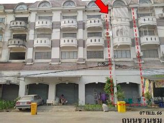 For sale 1 bed retail Space in Bang Len, Nakhon Pathom