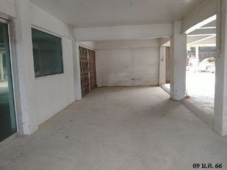 For sale 1 bed retail Space in Bang Len, Nakhon Pathom