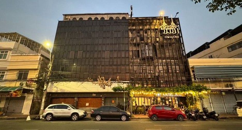 For sale 5 bedrooms retail Space in Phra Nakhon, Bangkok