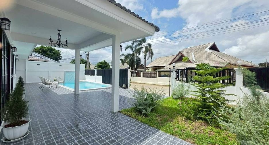 For sale 3 bedrooms house in East Pattaya, Pattaya