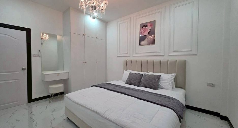 For sale 3 bedrooms house in East Pattaya, Pattaya