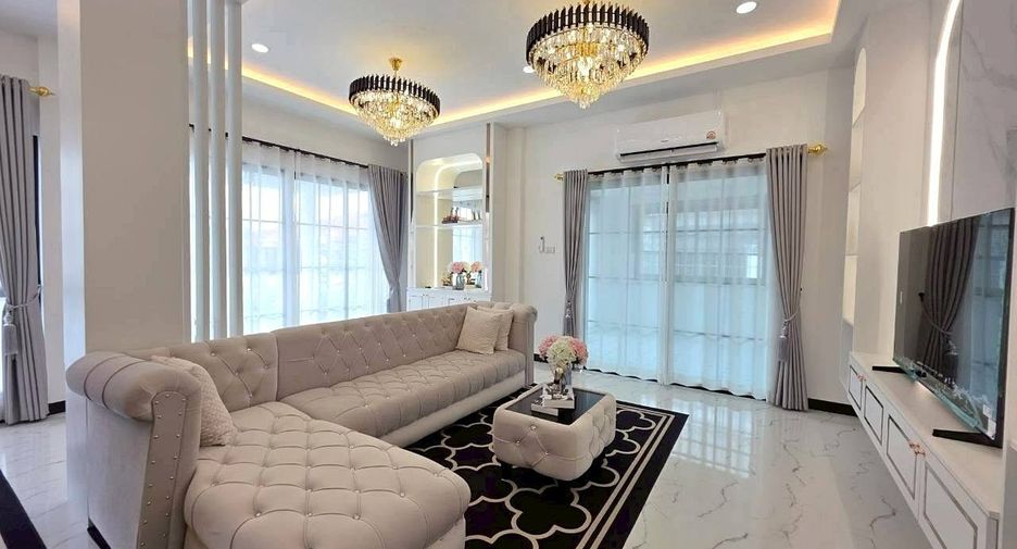 For sale 3 bedrooms house in East Pattaya, Pattaya