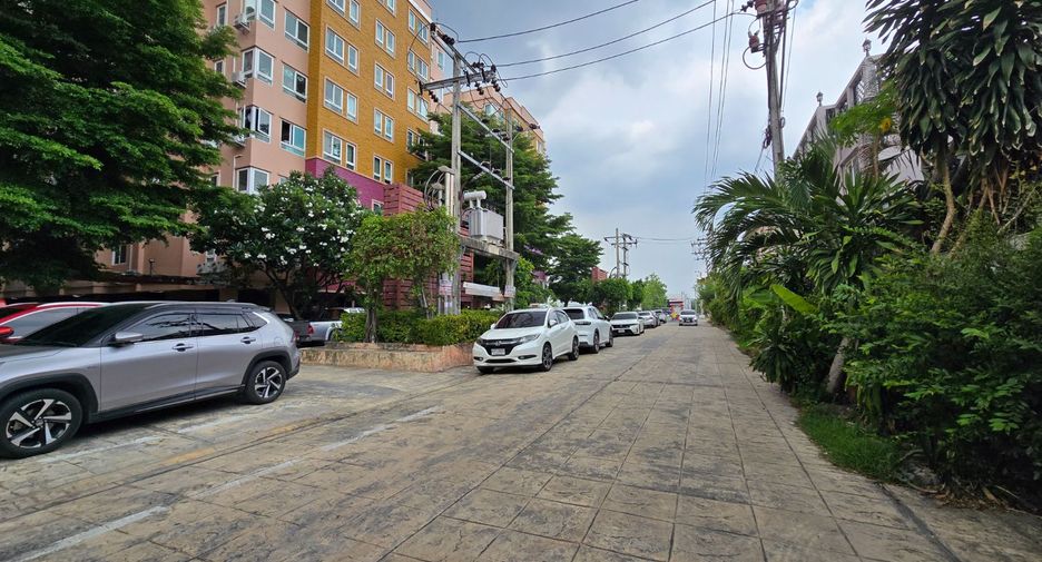 Wohnung zum Kauf mit 1 Zimmer in Huai Khwang, Bangkok