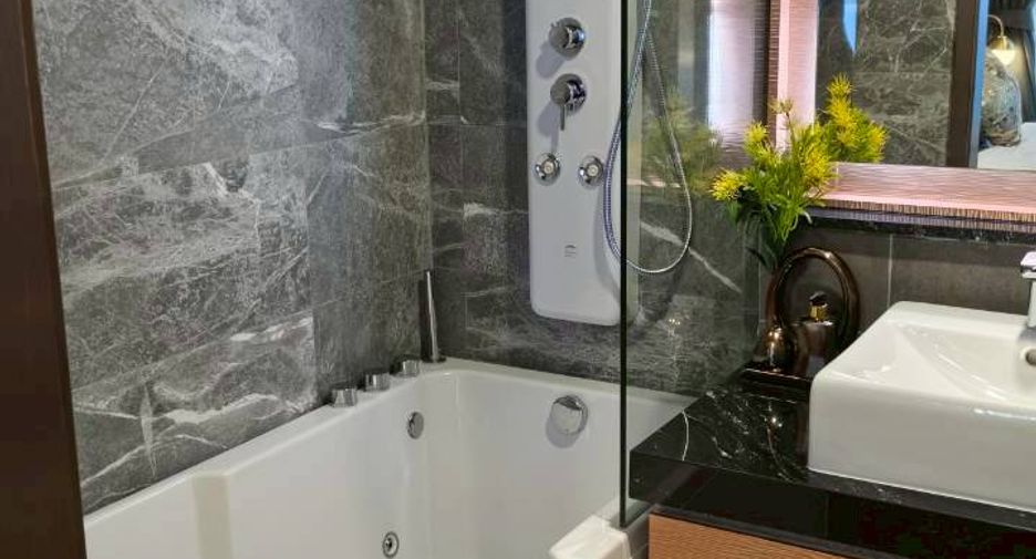 Condo en venta de 2 habitaciones en Sattahip, Chonburi