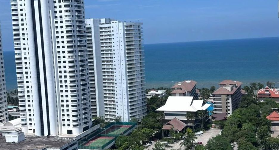 For rent studio condo in Pratumnak, Pattaya