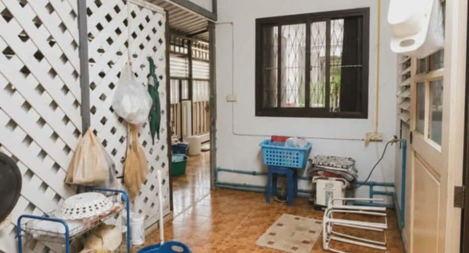 Reihenhaus zum Kauf mit 3 Zimmer in Mueang Ratchaburi, Ratchaburi