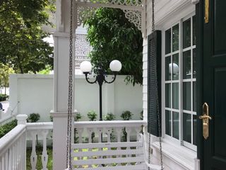 À louer 4 chambres maison à Mueang Samut Prakan, Samut Prakan