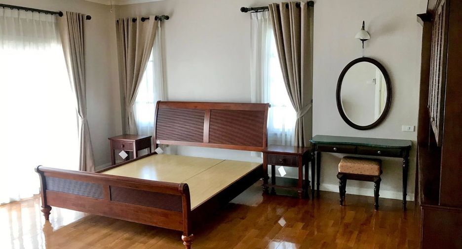 Casa en alquiler de 4 habitaciones en Mueang Samut Prakan, Samut Prakan