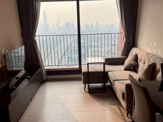 À louer 1 chambre condo à Huai Khwang, Bangkok