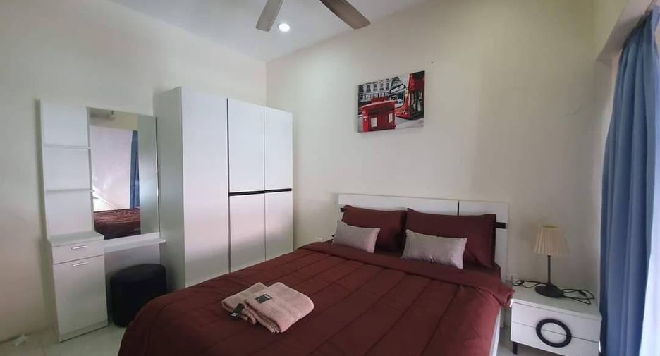 For rent 4 bedrooms townhouse in Pratumnak, Pattaya