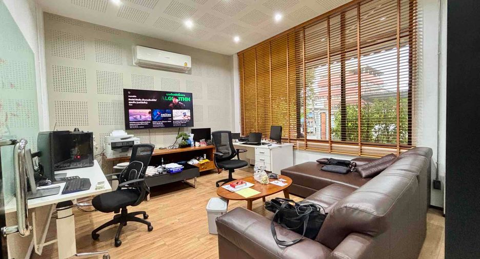 For sale and for rent 10 bedrooms office in Bang Na, Bangkok