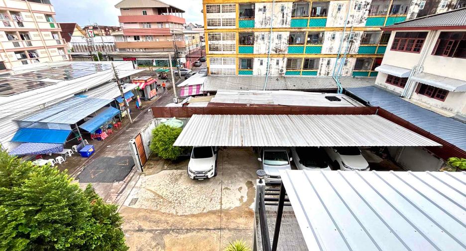 For sale and for rent 10 bedrooms office in Bang Na, Bangkok