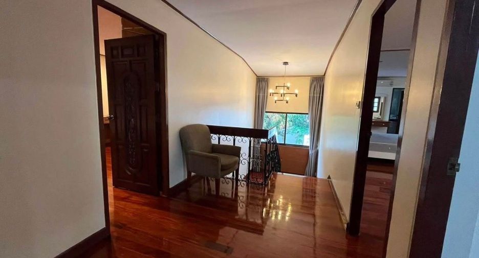 Haus zur Miete und zum Kauf mit 5 Zimmer in Suan Luang, Bangkok