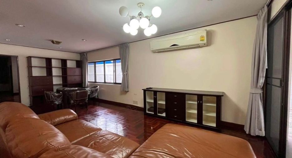 Haus zur Miete und zum Kauf mit 5 Zimmer in Suan Luang, Bangkok