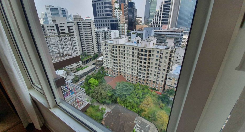 Wohnung zur Miete mit 2 Zimmer in Khlong Toei, Bangkok
