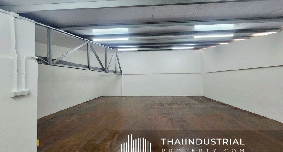 Almacén en alquiler en Mueang Nonthaburi, Nonthaburi