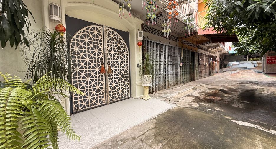 For rent 3 bedrooms house in Mueang Chiang Mai, Chiang Mai