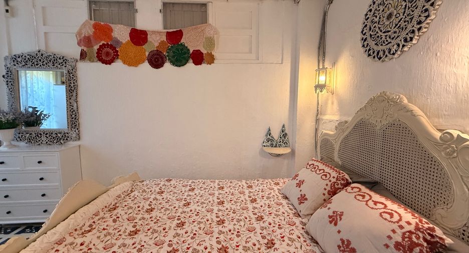 For rent 3 bedrooms house in Mueang Chiang Mai, Chiang Mai