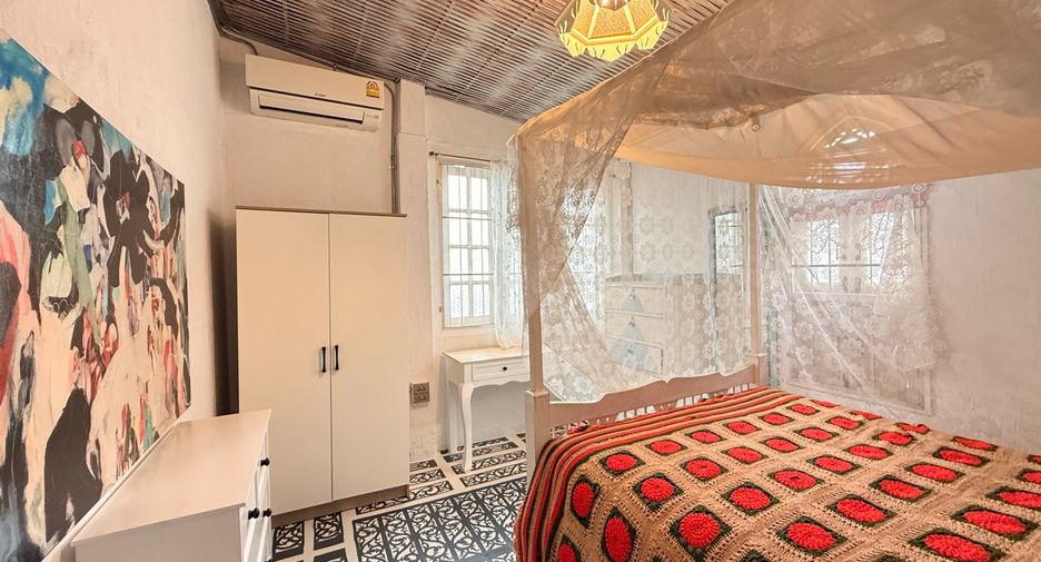 For rent 3 bedrooms house in Mueang Chiang Mai, Chiang Mai