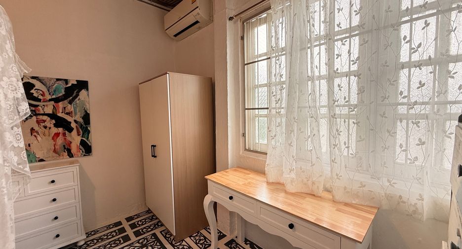 For rent 3 bedrooms house in Mueang Chiang Mai, Chiang Mai