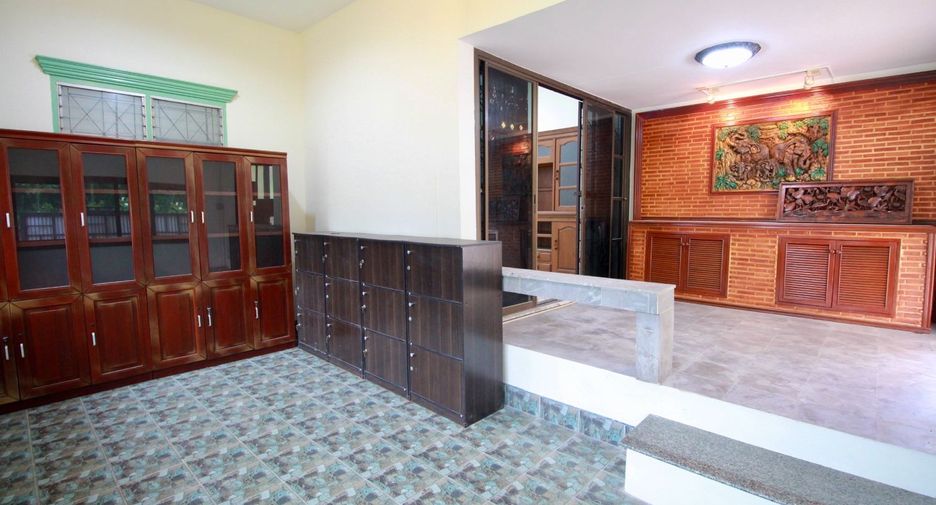 For sale 3 bedrooms house in Mueang Rayong, Rayong