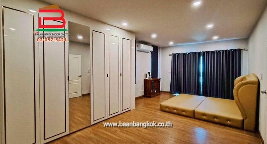 Продажа 4 спальни дом в Bang Bua Thong, Нонтабури