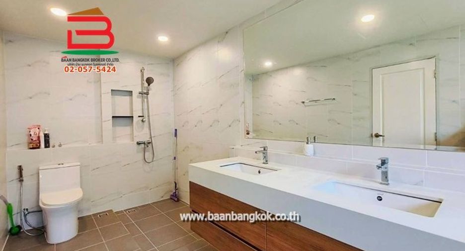 Продажа 4 спальни дом в Bang Bua Thong, Нонтабури