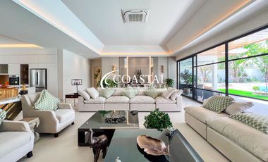 For sale 5 bedrooms house in East Pattaya, Pattaya