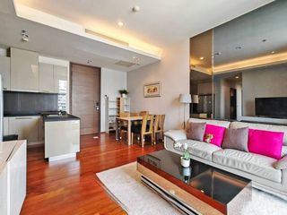 Condo en alquiler y en venta de 2 habitaciones en Watthana, Bangkok